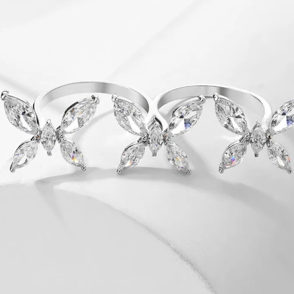 Adjustable Butterfly Ring - Picture 3 of 3